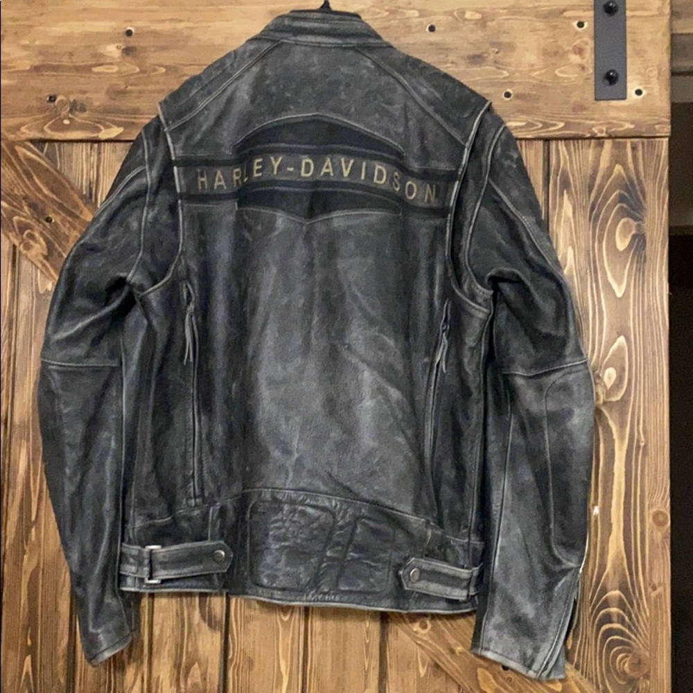 Motorcycle jacket - Picture 2 of 5